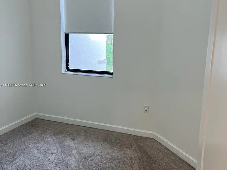 25556 SW 108th Ave — Photo 6