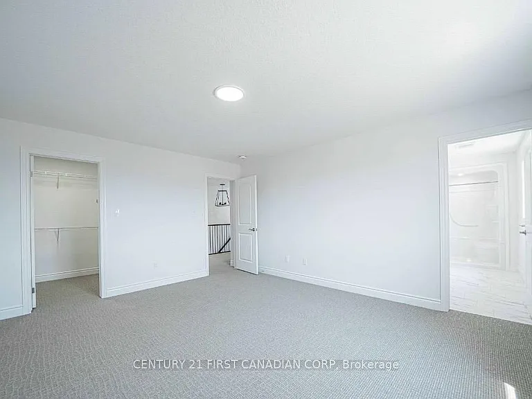 201 Roy McDonald Dr #UPPER — Photo 7