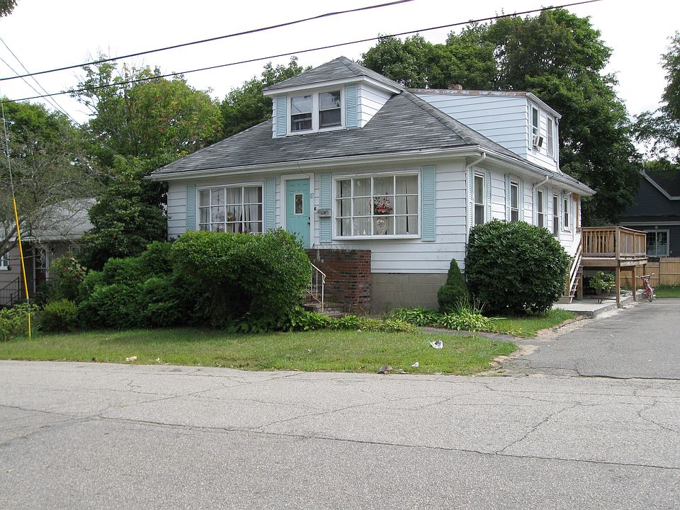 2nd image of 87 Studley Ave
