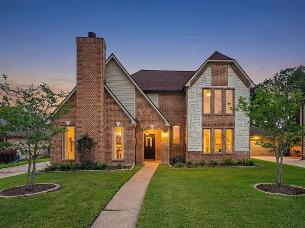 2423 1st St, Stafford, TX 77477