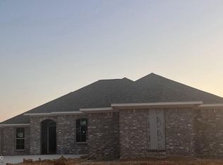 239 Chartleigh Cir, Canton, MS 39046