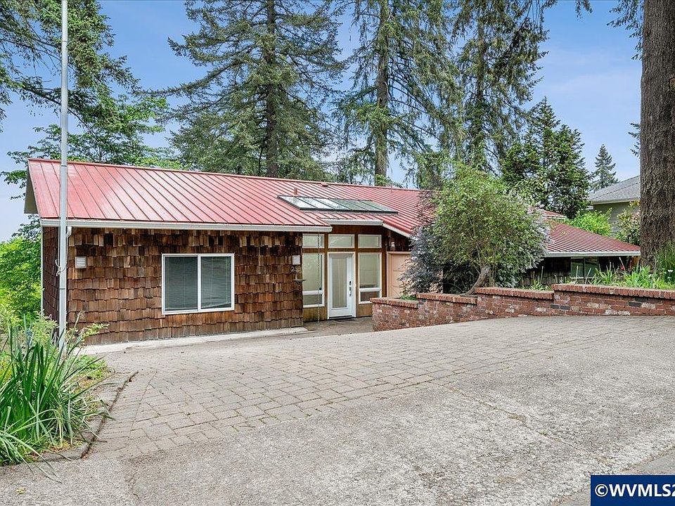 1st image of 235 Kevin Way SE