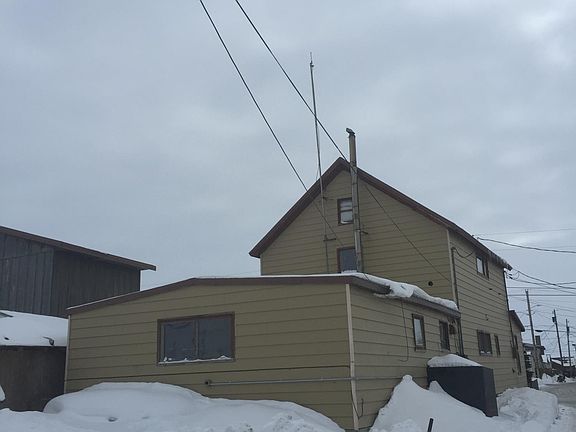 2nd image of 116 W King Pl