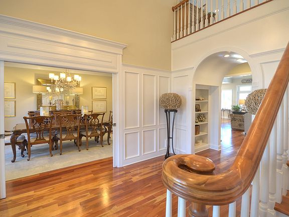 5th image of 3638 W Medinah Avenue SE