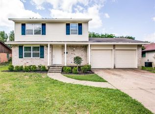 714 Sequoia Dr, Lancaster, TX 75146