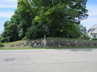 1321 Club Rd, Woodstock, IL 60098