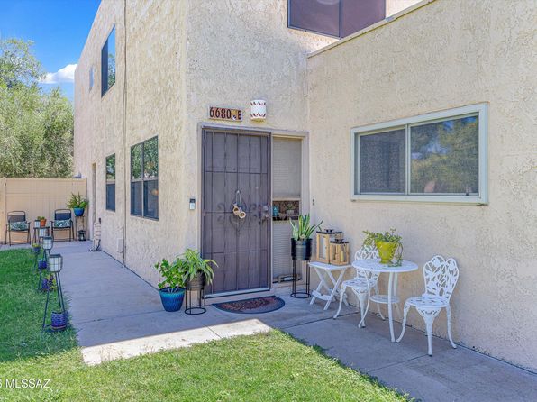 6680 E Calle La Paz