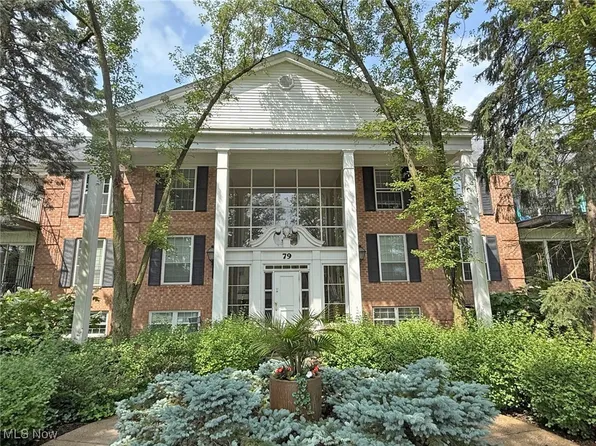 79 Atterbury Blvd APT 105, Hudson, OH 44236