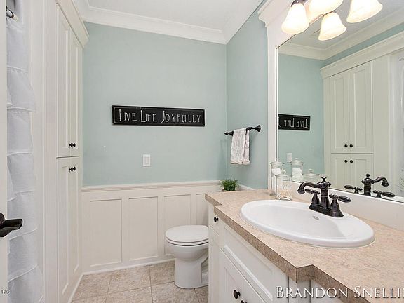 4th image of 7146 Williamstown Dr