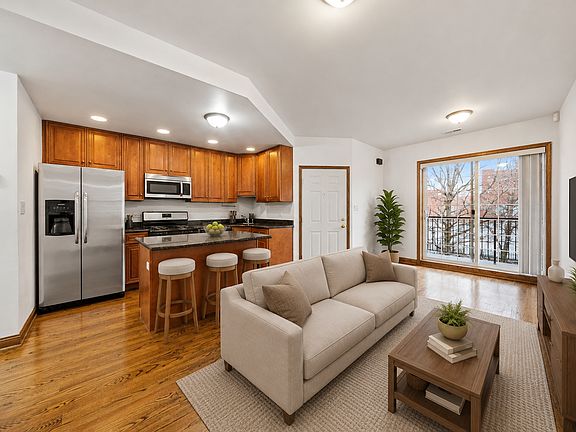 2nd image of 2318 N Hamilton Ave #3