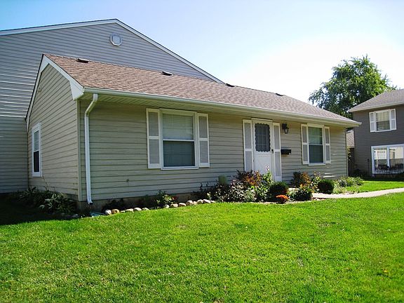 2nd image of 1545 Woodcutter Ln Unit A