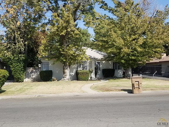 2nd image of 2300 Dracena St