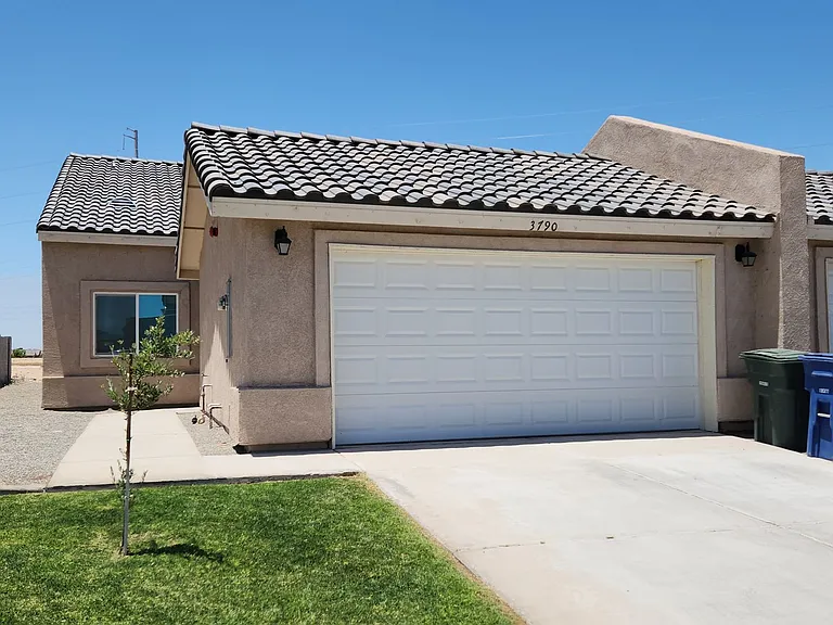 3790 S Brianna Dr — Photo 1