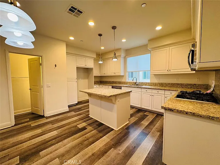 7374 Luminaire Pl #7374 — Photo 14