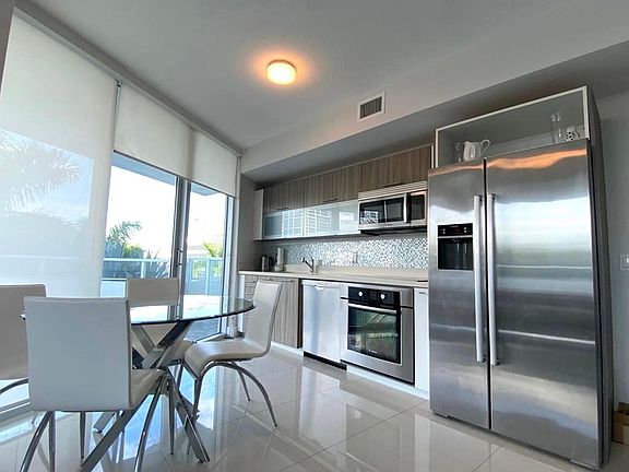2nd image of 6700 Indian Creek Dr #401C
