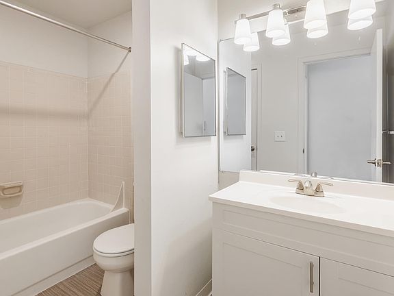 5th image of 2770 Pine Knoll Dr #870300F