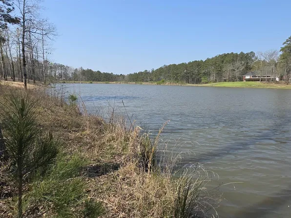 38 White Oak Cir, Centre, AL 35960