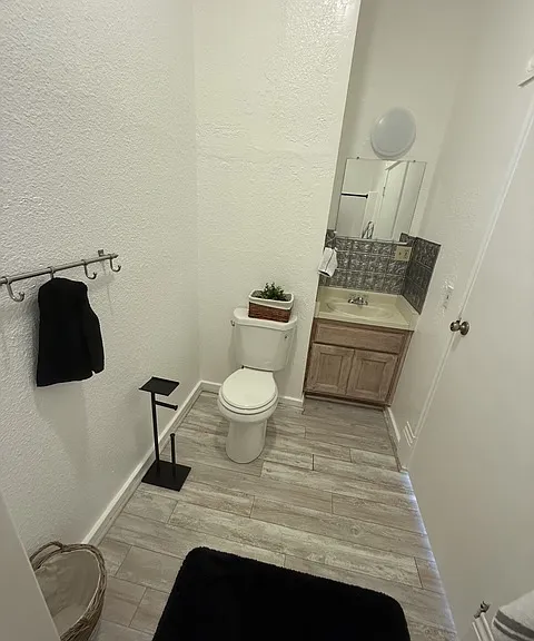 190 Lubeck Rd #5 — Photo 10