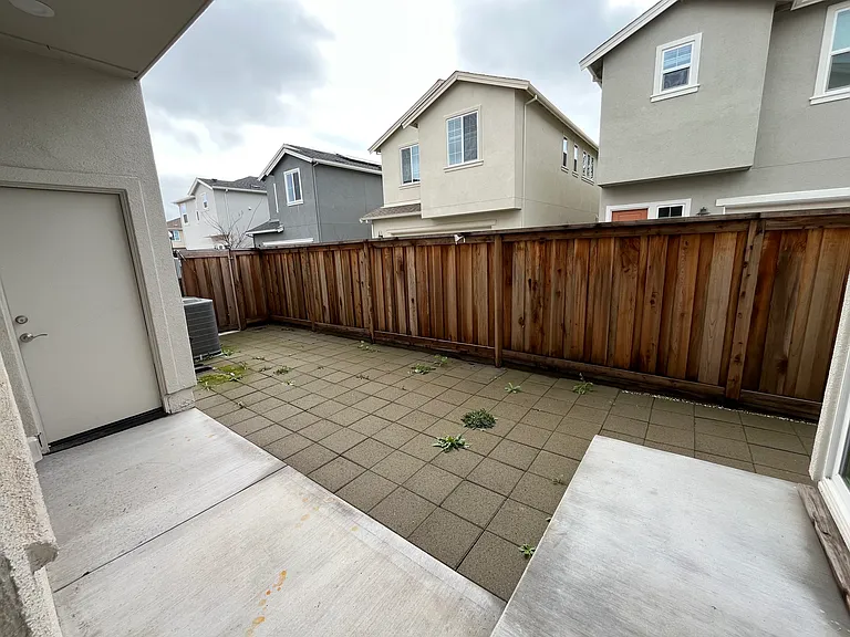 2674 Guldman St #2674 — Photo 11