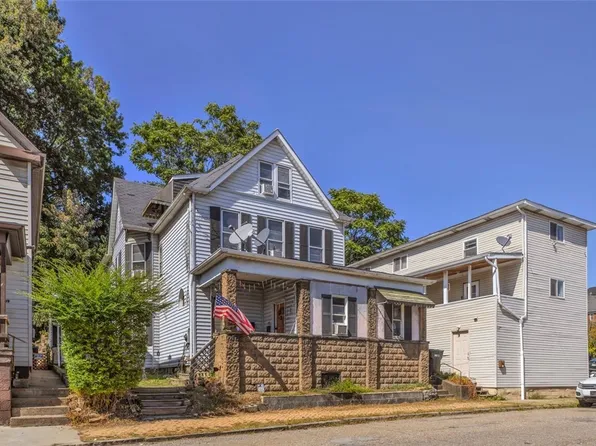 211 E 7th Ave, Tarentum, PA 15084