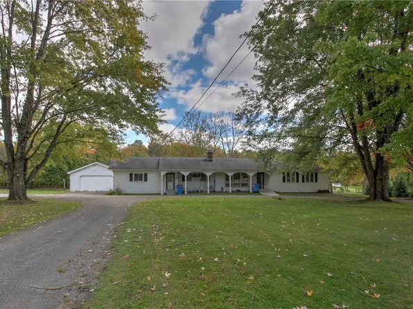 13393 Cedar Acres Dr, Chesterland, OH 44026