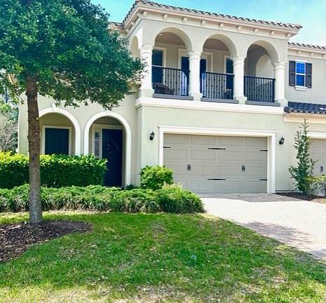 3rd image of 3052 Lucena Ln