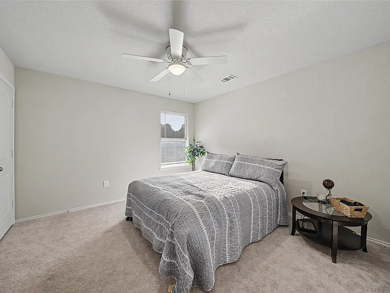 20815 Acorn Valley Dr — Photo 23