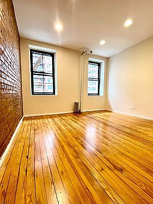 3rd image of 504 E 79th St APT 5d
