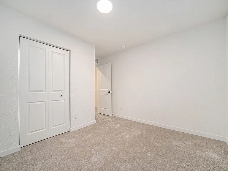 671 Bush Blvd — Photo 20