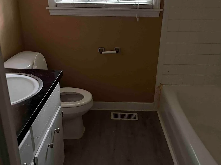 1902 Lyle Dr — Photo 14
