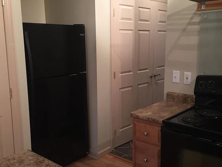 1907 Marshall Rd #3 — Photo 5