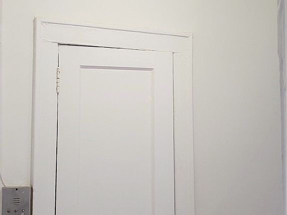4th image of 11853 Metropolitan Ave APT 1C