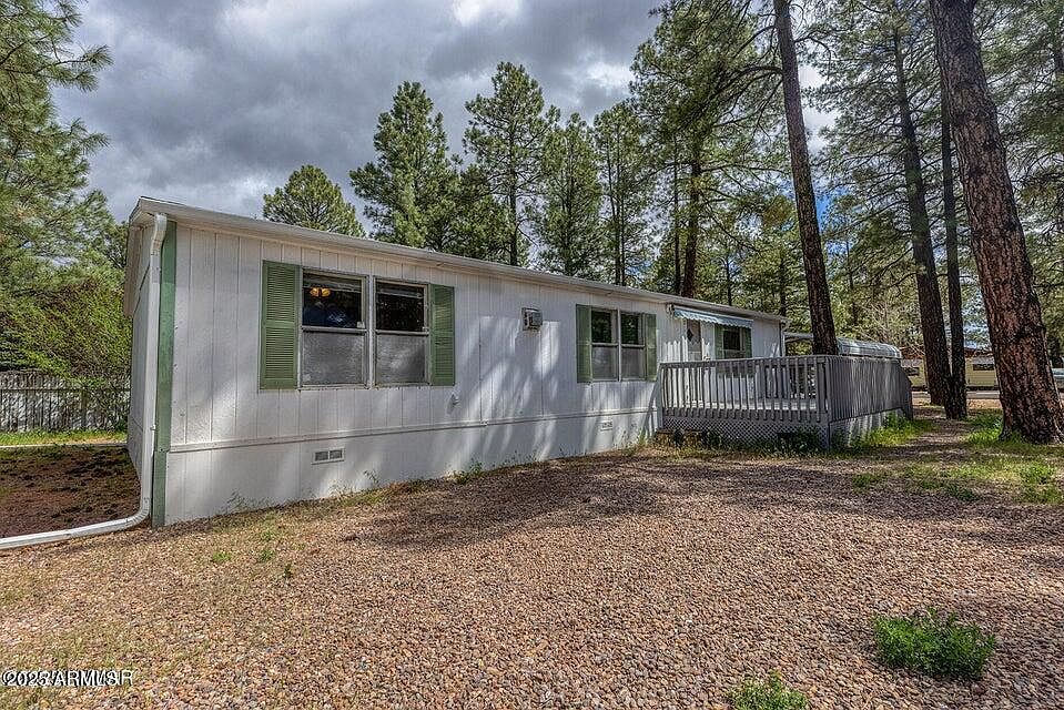 1st image of 640 S 27TH Avenue