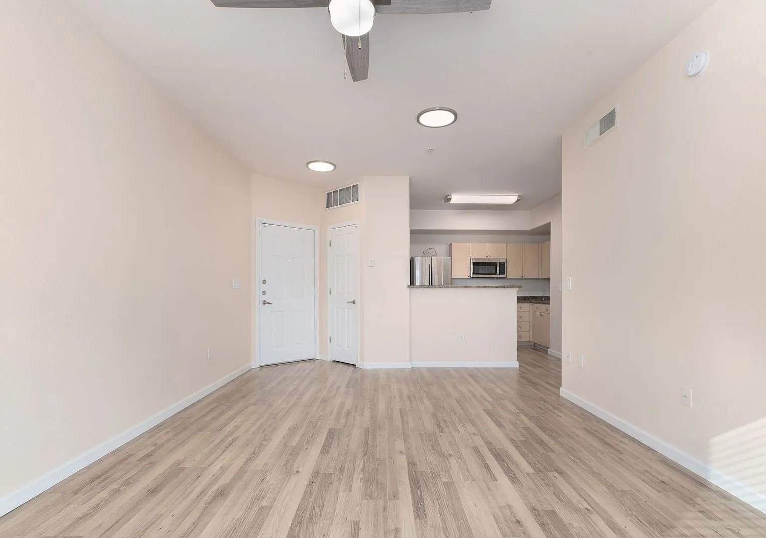 Condo in Union Hills — Photo 4