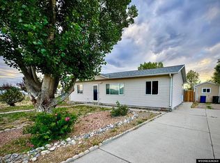 380 W Monroe Ave, Riverton, WY 82501