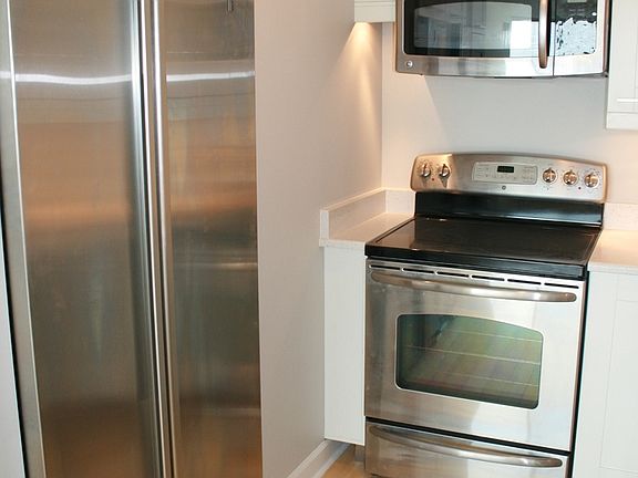 5th image of 2728 N Hampden Ct APT 1405