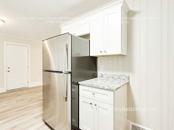 5th image of 3521 Edsel Pl