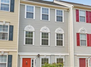 22951 Fleet Ter, Sterling, VA 20166