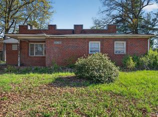 142 Homewood Dr, Lynchburg, VA