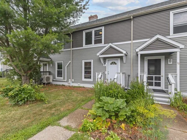 11 Woodbridge Lane, Middlebury, VT 05753