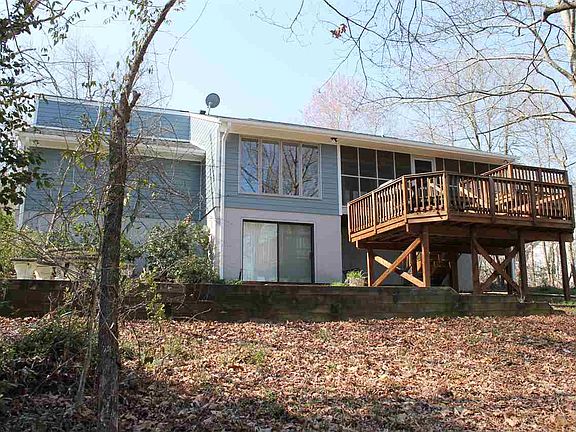 5th image of 225 Stelling Dr