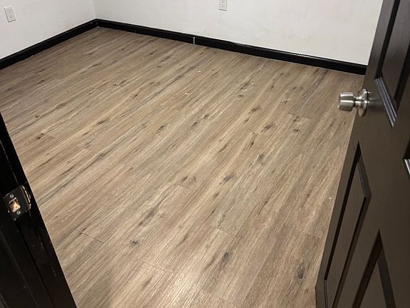 3rd image of 255 W End Ave Floor 1