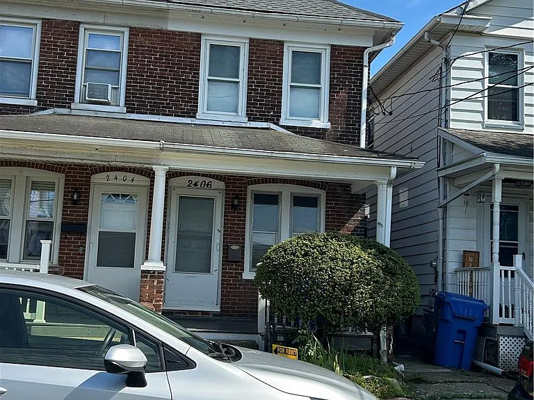 2406 Birch St — Photo 1