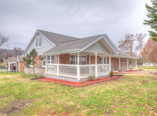 202 Mimosa Cir, Clinton, TN 37716