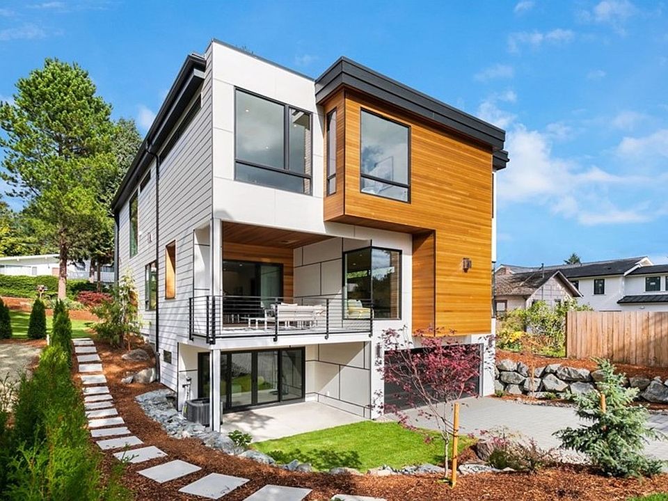 1st image of 311 10th Ave