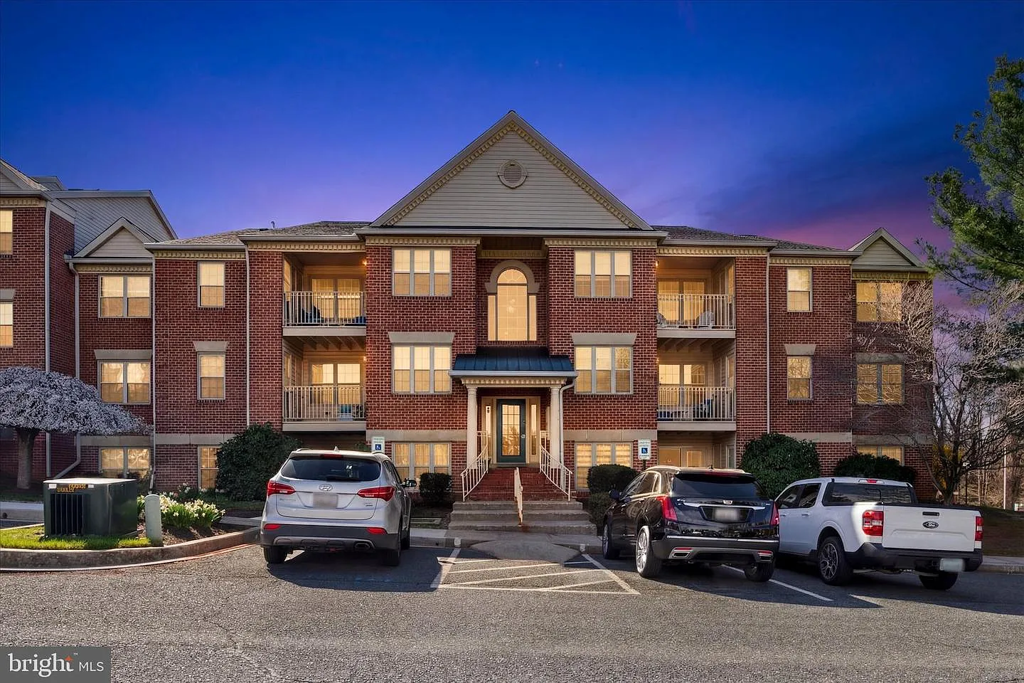 1710 Landmark Dr #1L photo 1