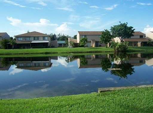 5th image of 5171 S University Dr