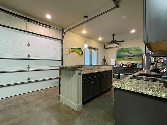 2nd image of 167 Bueno Vista Ct #1