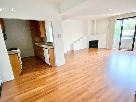4th image of 12707 Caswell Ave APT 104