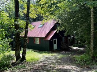 33 Aspen Ln, Bondville, VT 05340